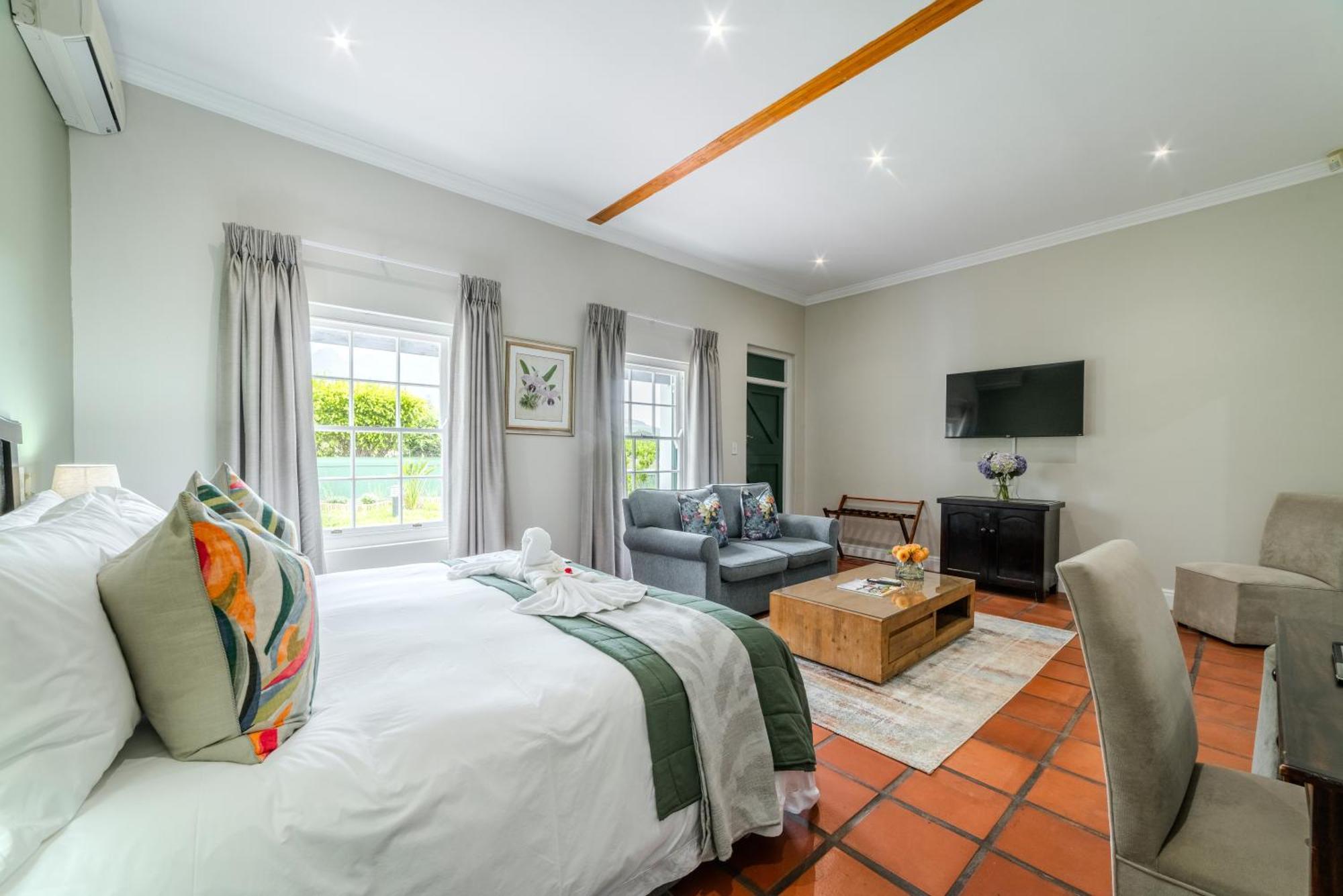 Eikendal Lodge Stellenbosch Exterior photo